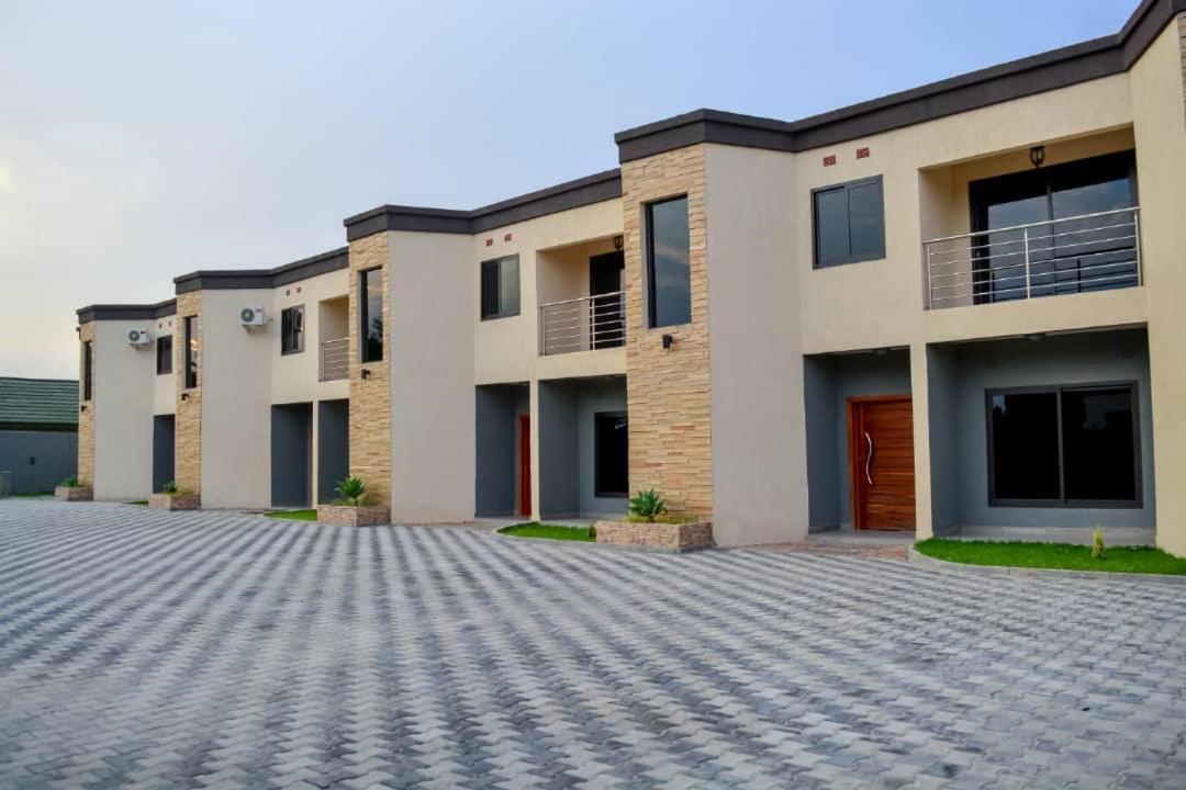 Royal Suites Apartments Lusaka Exterior photo