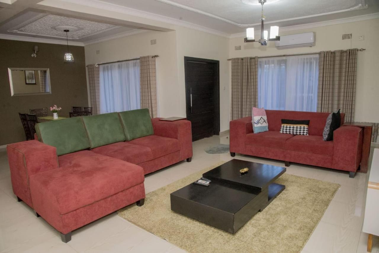 Royal Suites Apartments Lusaka Exterior photo