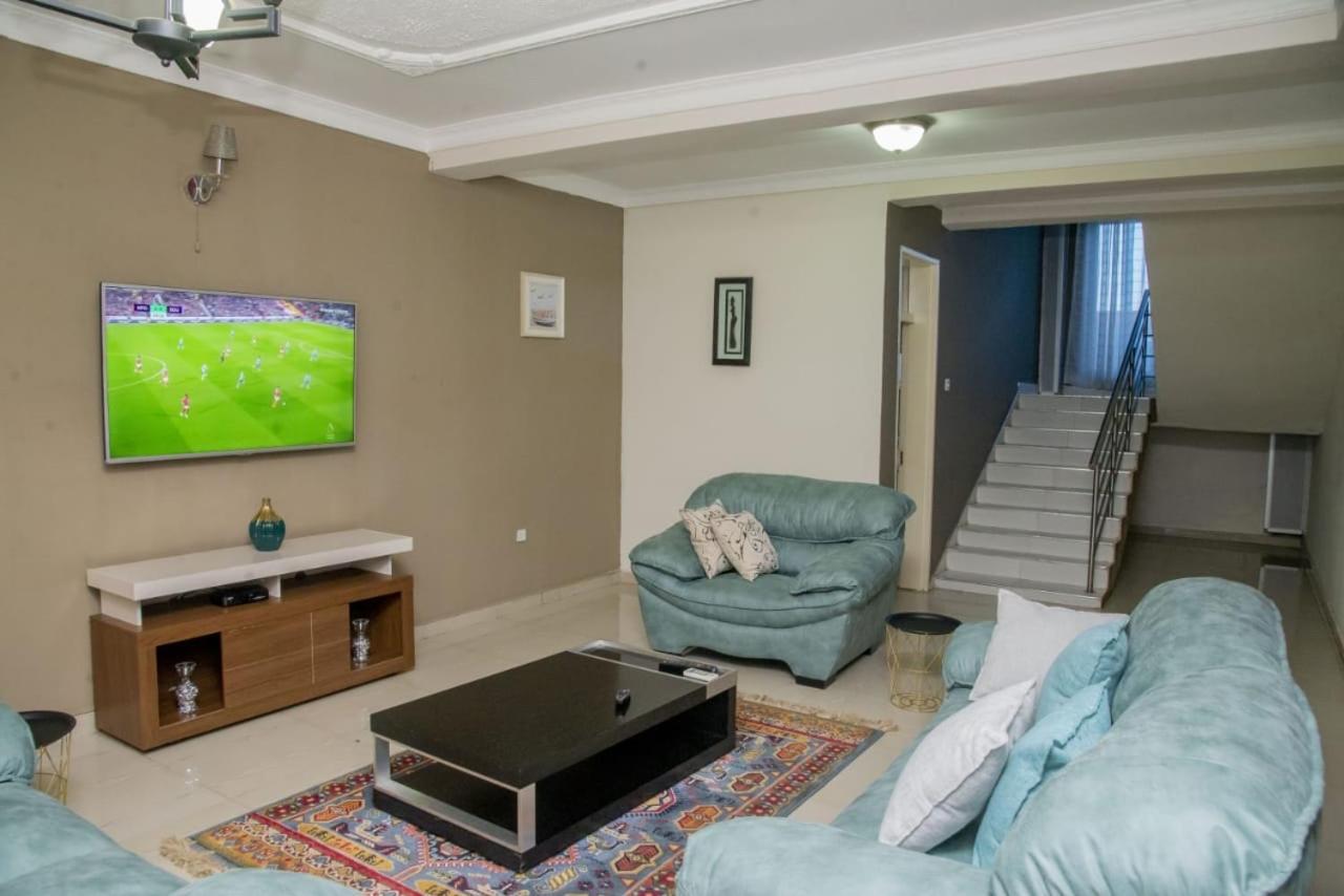 Royal Suites Apartments Lusaka Exterior photo